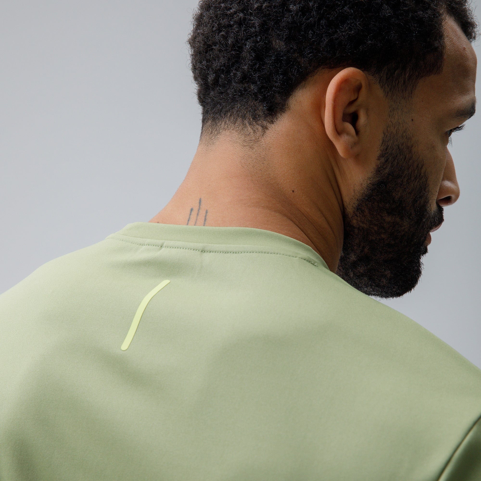 Celtic Crest Men's Front Panel White and Green T-Shirt - Image 6