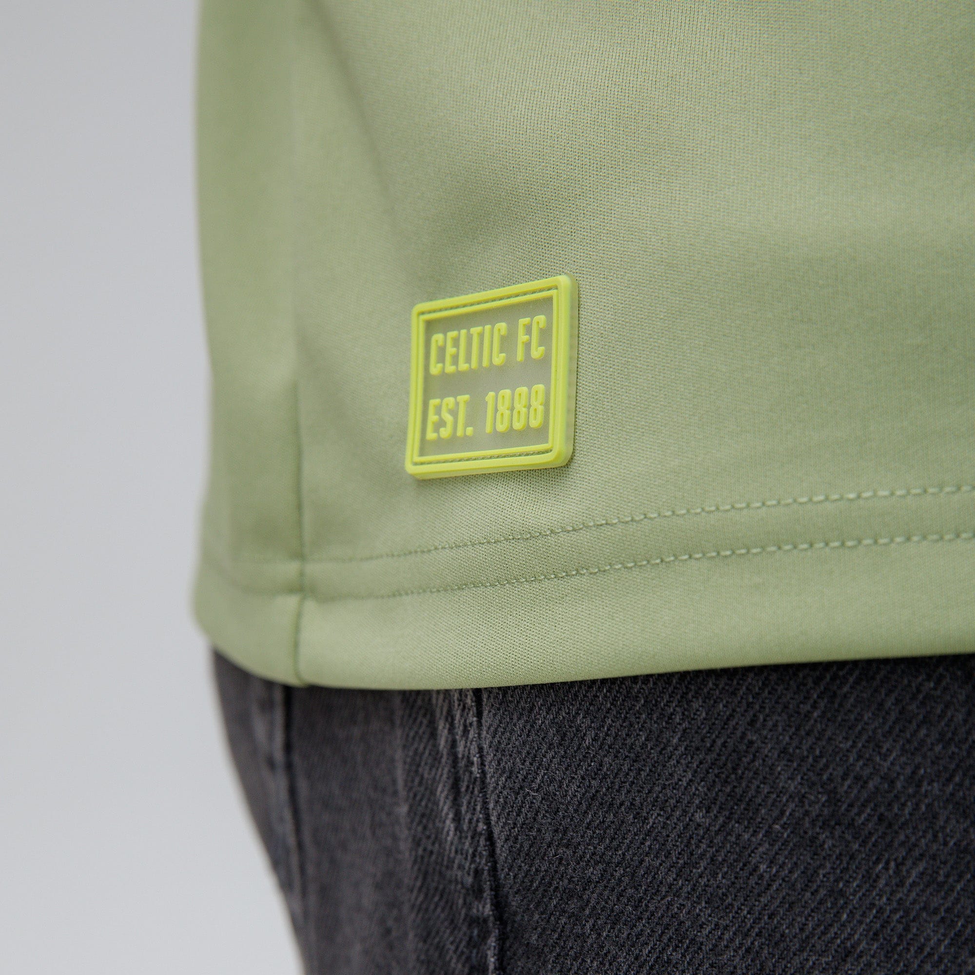 Celtic Crest Men's Green Polo Shirt - Image 5