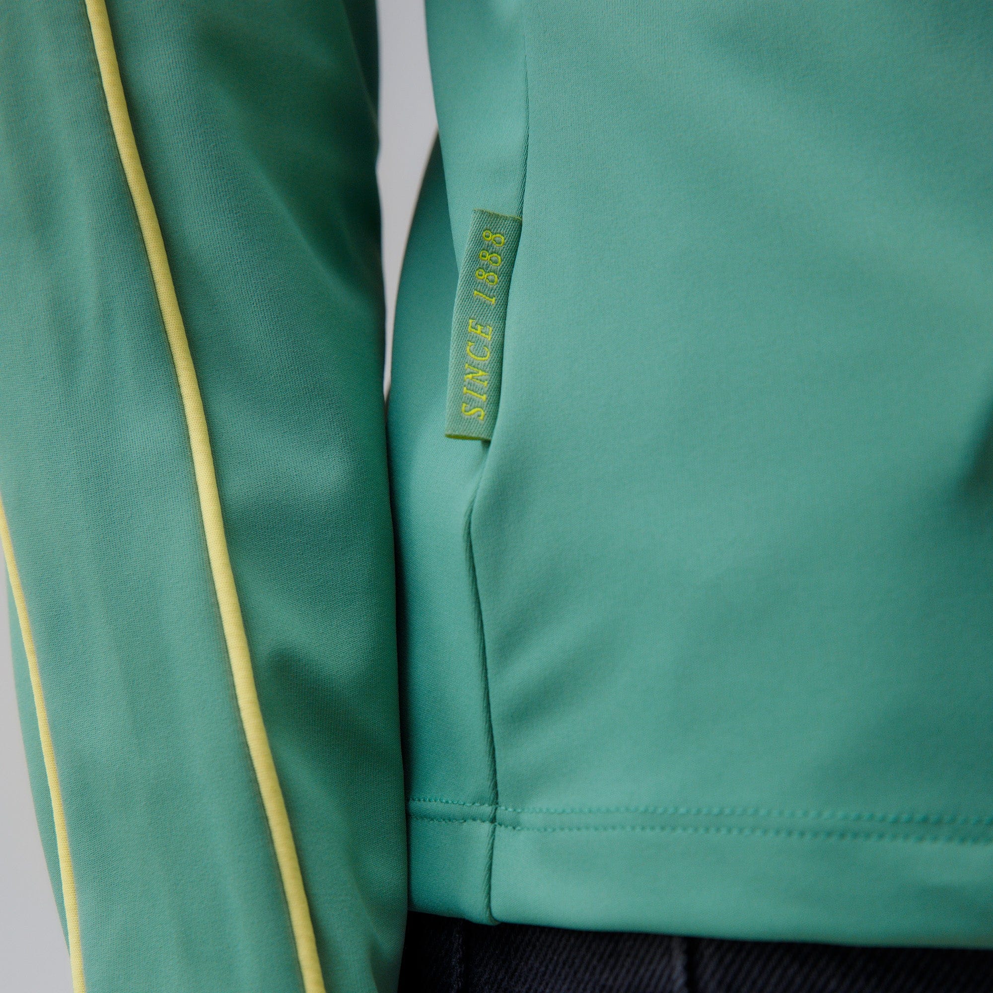 Celtic Women's Green Quarter Zip - Image 6